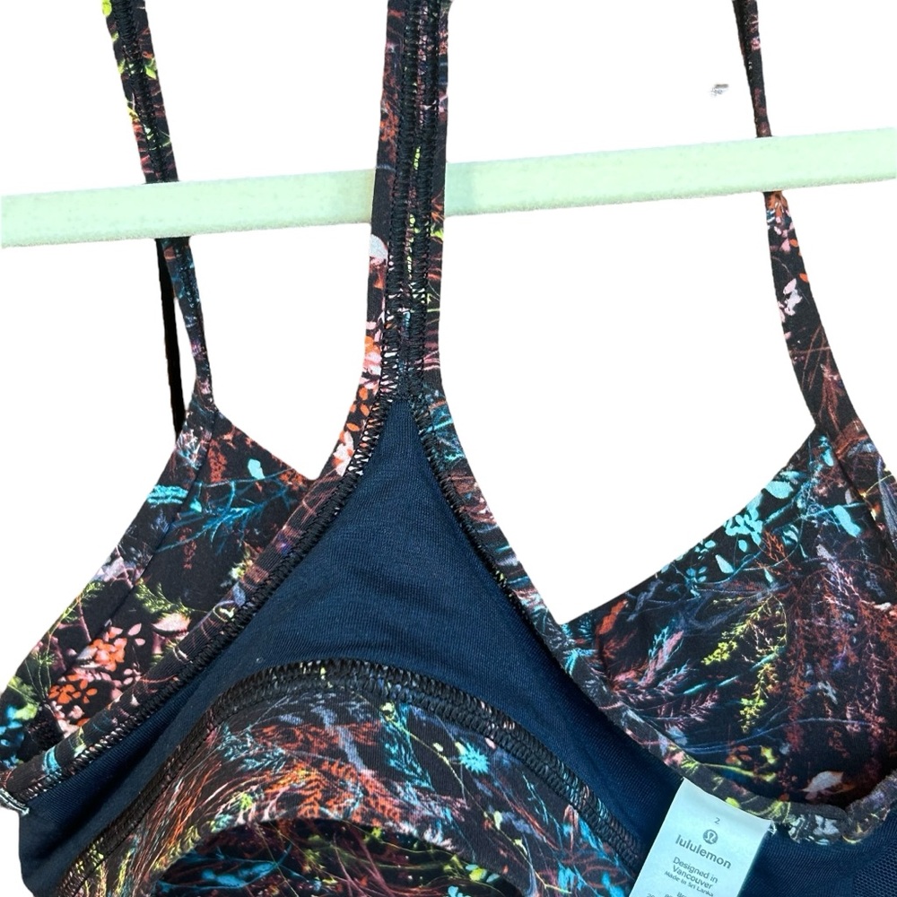 Lululemon Flow Y Bra B/C Cup Sz 2 NWOT in Foliage Overlay Multi Cottagecore RARE - Picture 15 of 16